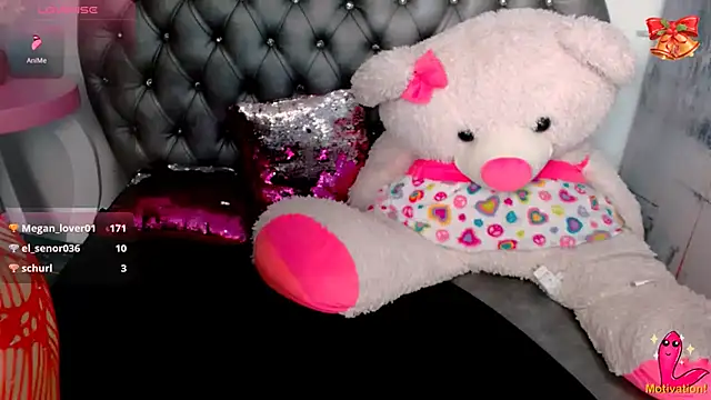 Snapshot of samy__milf chatting on 01/17/25, 01:36 samy milf online show from 01/17/25, 01:36