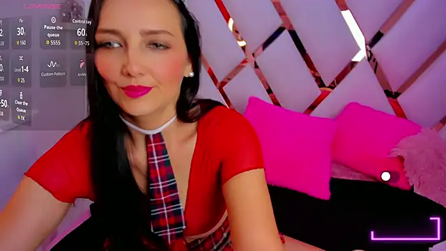 Snapshot of samy__milf chatting on 11/07/25, 07:47 samy milf online show from 11/07/25, 07:47