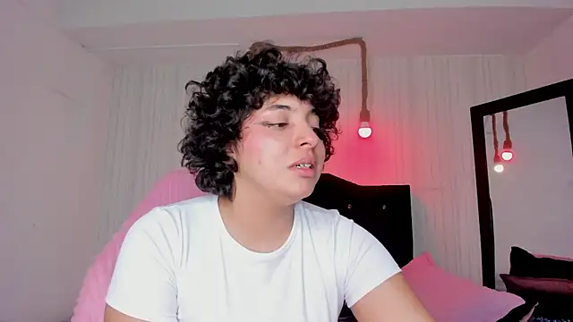 miku katsuragi online show from 10/06/25, 05:16