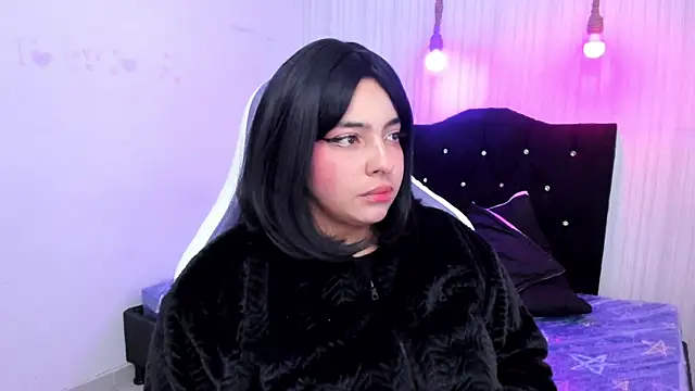 miku katsuragi online show from 11/07/25, 03:39