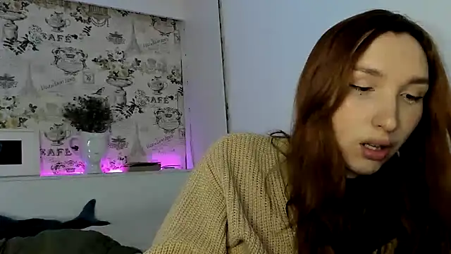 Snapshot of LisaIcon chatting on 02/08/25, 06:12 LisaIcon online show from 02/08/25, 06:12