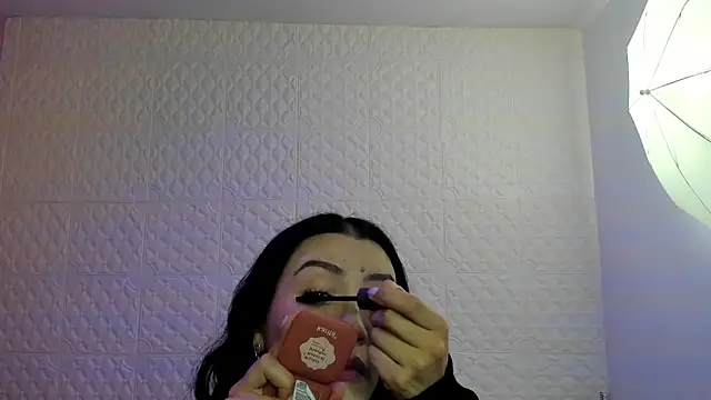 Violetaa diazz online show from 11/04/25, 09:14