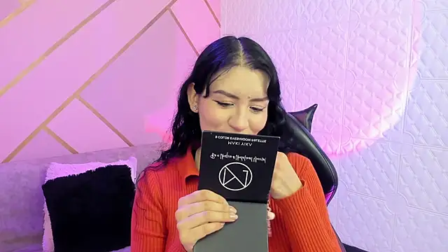 Snapshot of Violetaa_diazz chatting on 01/06/26, 09:29 Violetaa diazz online show from 01/06/26, 09:29