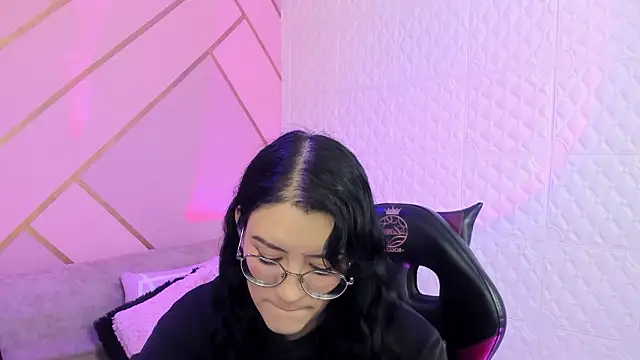 Snapshot of Violetaa_diazz chatting on 01/14/26, 09:20 Violetaa diazz online show from 01/14/26, 09:20