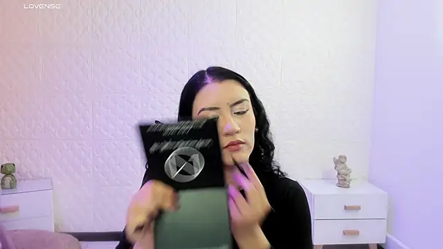 Snapshot of Violetaa_diazz chatting on 02/04/26, 09:20 Violetaa diazz online show from 02/04/26, 09:20