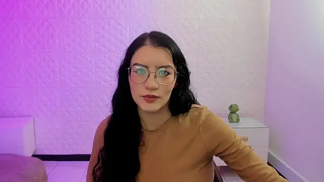 Snapshot of Violetaa_diazz chatting on 03/19/26, 09:30 Violetaa diazz online show from 03/19/26, 09:30