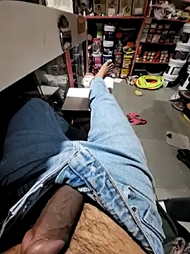 dickerdaddy25 online show from 03/18/25, 03:31