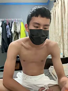 Benson18y online show from 12/27/24, 02:54