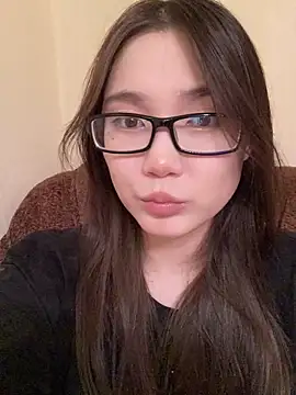 Snapshot of Milka23 chatting on 10/12/25, 09:03 Milka23 online show from 10/12/25, 09:03