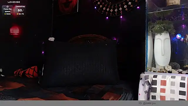 Godly huan online show from 12/20/25, 06:09