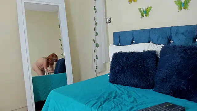 cristalwalker   online show from 03/18/25, 03:31