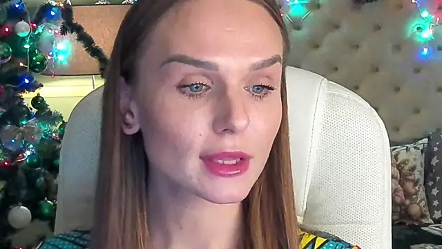 KiraGrayy online show from 12/10/24, 05:00