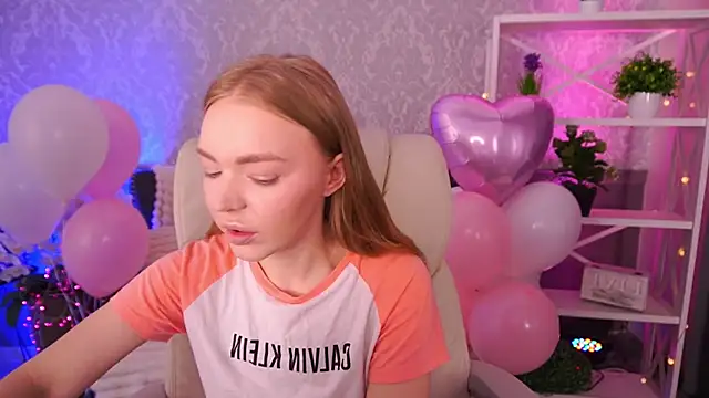 EmilySunshineS online show from 02/16/26, 07:26