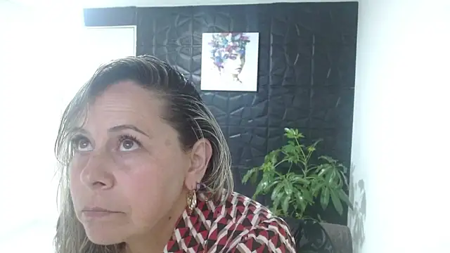 CINTHIA1609 online show from 03/14/25, 07:44