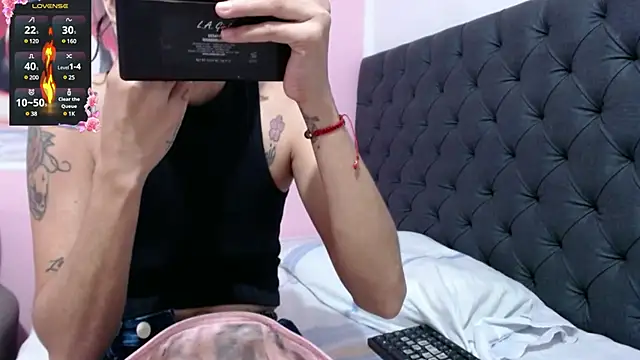  candy jade  online show from 02/05/25, 11:44