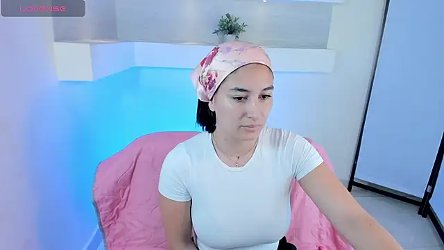 Snapshot of ScarlettWet9 chatting on 12/16/24, 09:14 ScarlettWet9 online show from 12/16/24, 09:14