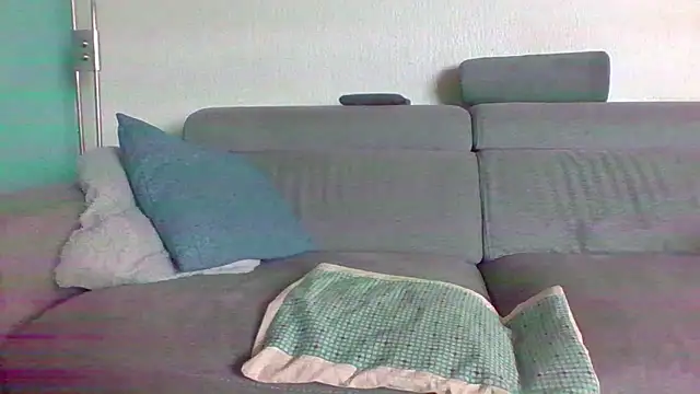 Snapshot of Sandcoq chatting on 03/19/25, 02:13 Sandcoq online show from 03/19/25, 02:13