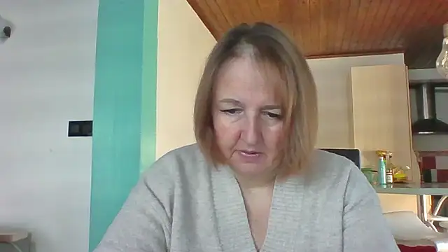 Snapshot of Sandcoq chatting on 01/14/26, 09:15 Sandcoq online show from 01/14/26, 09:15