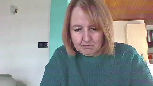 Snapshot of Sandcoq chatting on 03/06/26, 02:35 Sandcoq online show from 03/06/26, 02:35