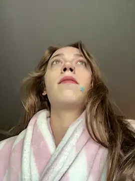 Snapshot of Maxinebabyyy chatting on 03/18/25, 12:47 Maxinebabyyy online show from 03/18/25, 12:47