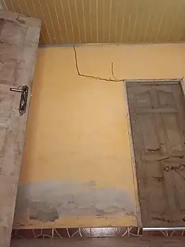 Snapshot of Crazybitchtheanalgoddess4 chatting on 12/16/25, 01:05 Crazybitchtheanalgoddess4 online show from 12/16/25, 01:05