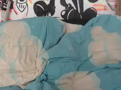 roystonee01 online show from 09/10/25, 08:20