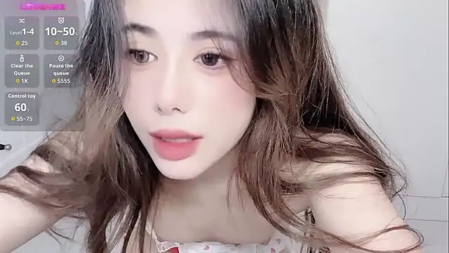 Snapshot of jiaozi-kiss chatting on 11/06/25, 01:45 jiaozi-kiss online show from 11/06/25, 01:45