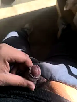 rana9639 1 online show from 02/01/25, 09:21