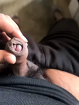 rana9639 1 online show from 02/10/25, 07:36