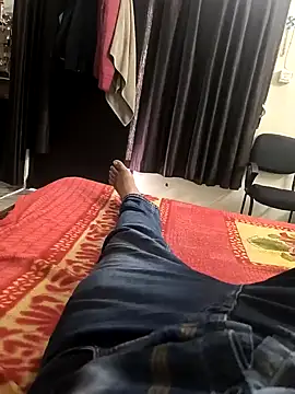 rana9639 1 online show from 03/07/25, 05:29