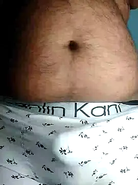 rana9639 1 online show from 10/17/25, 01:46