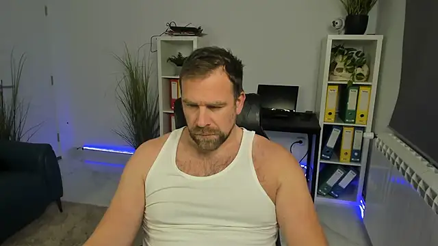 John-E-Dough online show from 11/27/25, 06:15