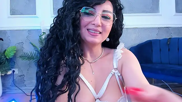 anissia teaser online show from 02/08/25, 08:20