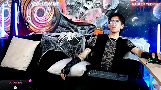 Yedrix online show from 10/24/25, 02:52