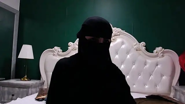 Snapshot of Hajar_Kar chatting on 02/24/25, 04:49 Hajar Kar online show from 02/24/25, 04:49