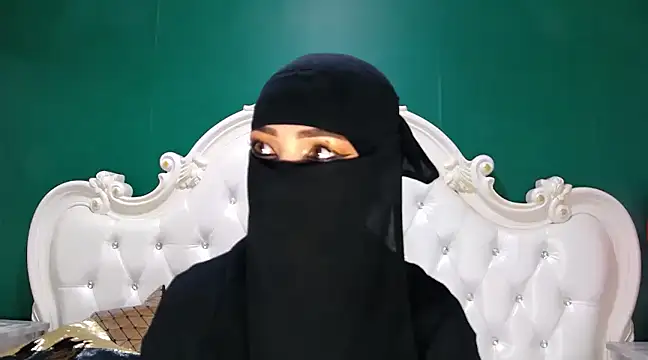 Snapshot of Hajar_Kar chatting on 03/04/25, 05:00 Hajar Kar online show from 03/04/25, 05:00