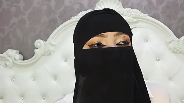 Snapshot of Hajar_Kar chatting on 07/14/26, 05:01 Hajar Kar online show from 07/14/26, 05:01