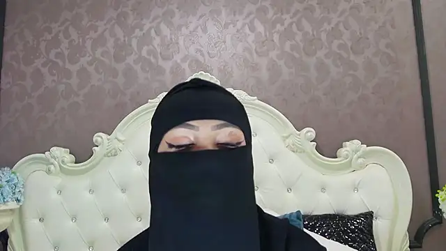 Snapshot of Hajar_Kar chatting on 08/06/26, 06:26 Hajar Kar online show from 08/06/26, 06:26