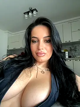 Snapshot of melissablack chatting on 09/16/25, 07:42 melissablack online show from 09/16/25, 07:42