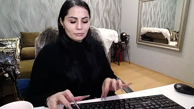 Snapshot of Sara_Poison chatting on 01/14/26, 03:56 Sara Poison online show from 01/14/26, 03:56