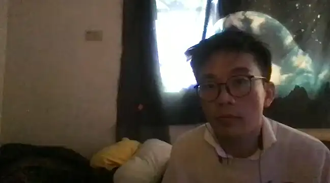 Snapshot of ex199212 chatting on 02/04/25, 10:55 ex199212 online show from 02/04/25, 10:55