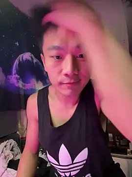 Snapshot of ex199212 chatting on 02/18/25, 06:04 ex199212 online show from 02/18/25, 06:04