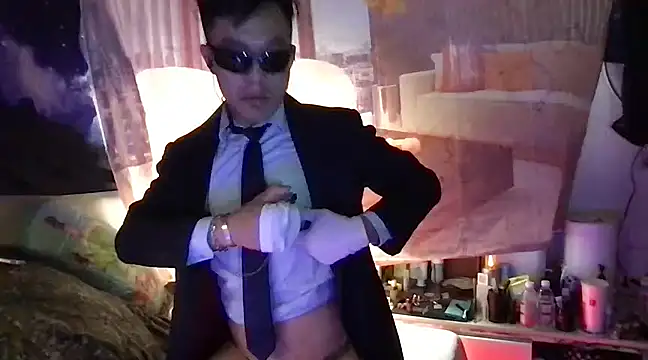 Snapshot of ex199212 chatting on 03/09/25, 09:57 ex199212 online show from 03/09/25, 09:57