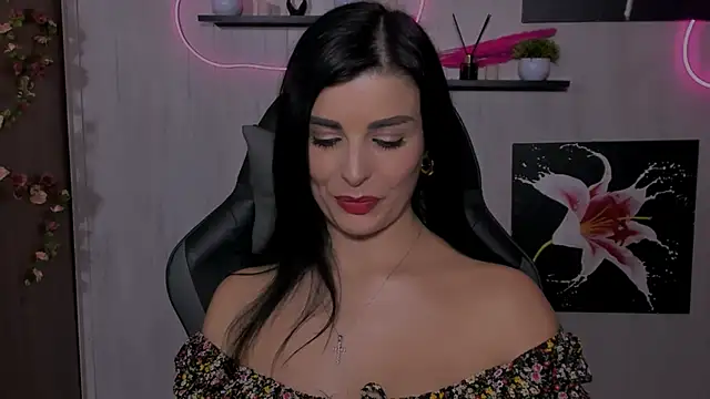 Snapshot of KayWuds chatting on 01/28/25, 06:17 KayWuds online show from 01/28/25, 06:17