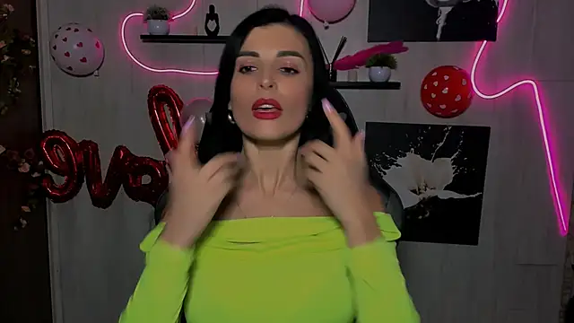 KayWuds online show from 02/20/25, 01:51