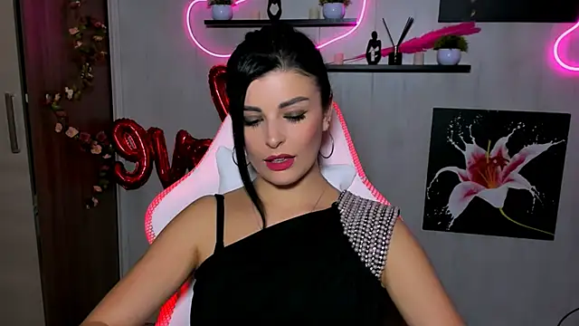 KayWuds online show from 03/07/25, 10:35