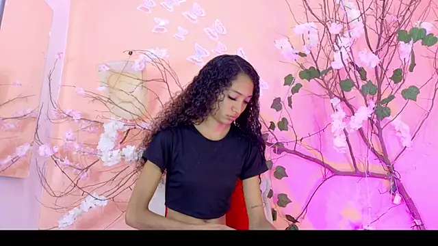 Snapshot of Charlotte_Love10 chatting on 07/15/26, 07:30 Charlotte Love10 online show from 07/15/26, 07:30