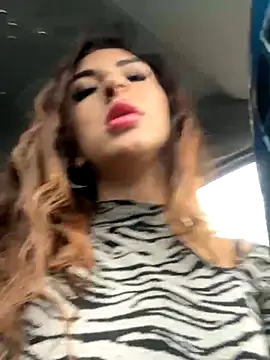 Snapshot of SashaBelle_ chatting on 11/14/25, 06:34 SashaBelle online show from 11/14/25, 06:34