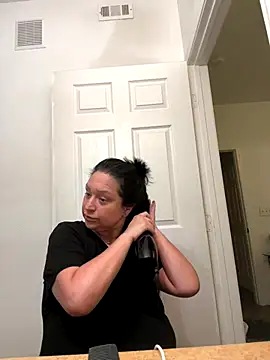 AlyssiaAmoreXO online show from 10/07/25, 06:38