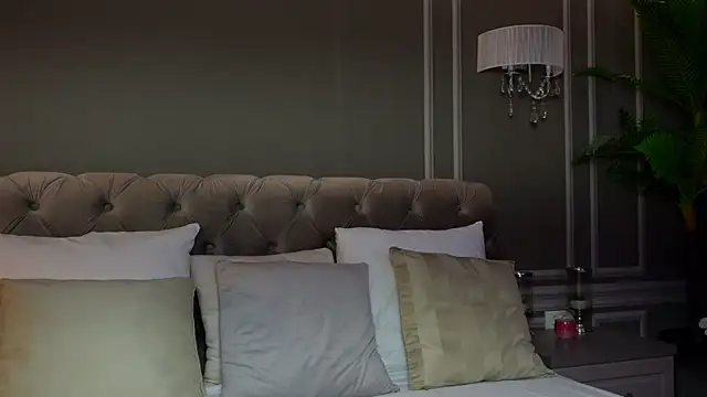 AnnieStylesx online show from 10/09/25, 03:04